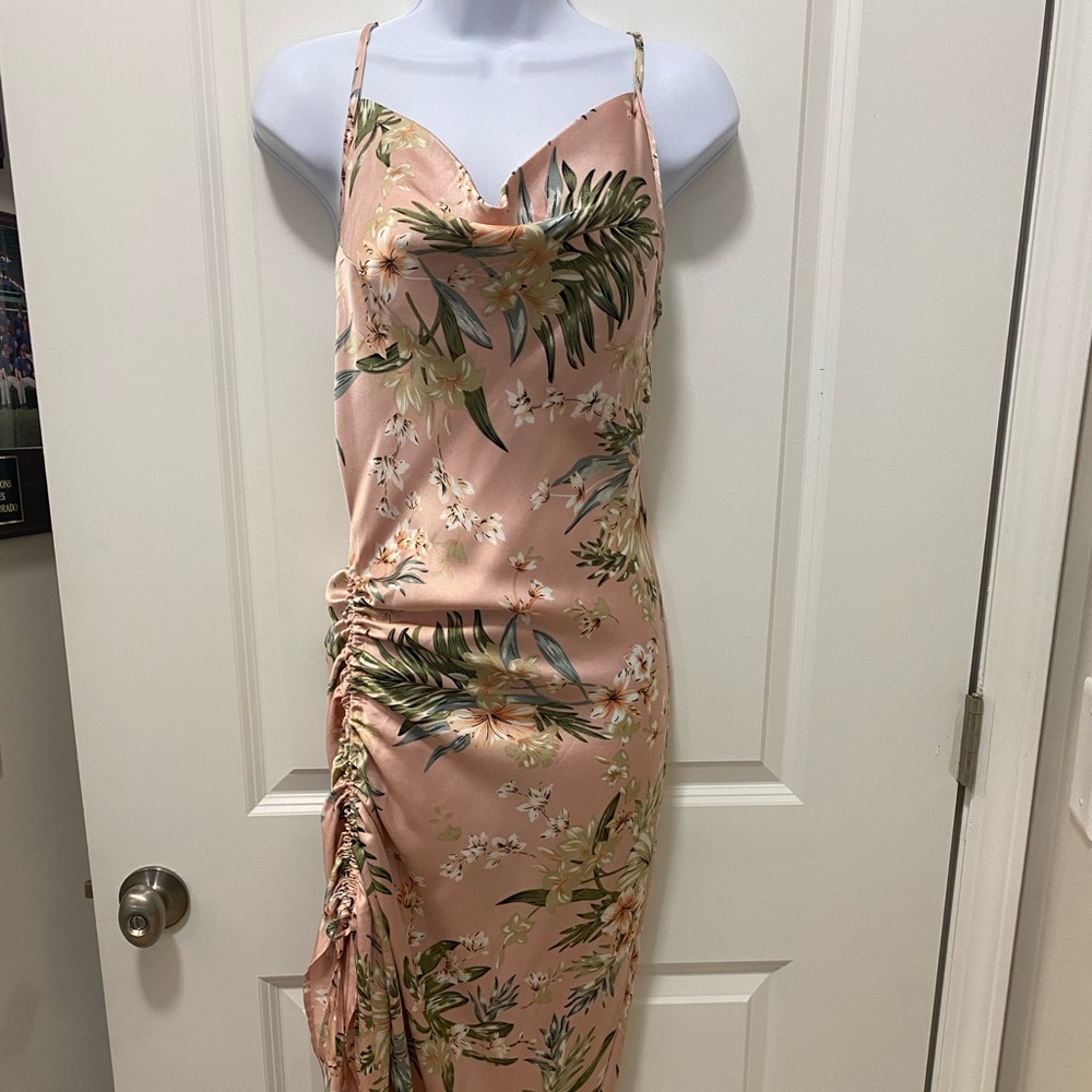 Summer dress Mable Floral Dress
Purchased from Bella & Bloom Boutique